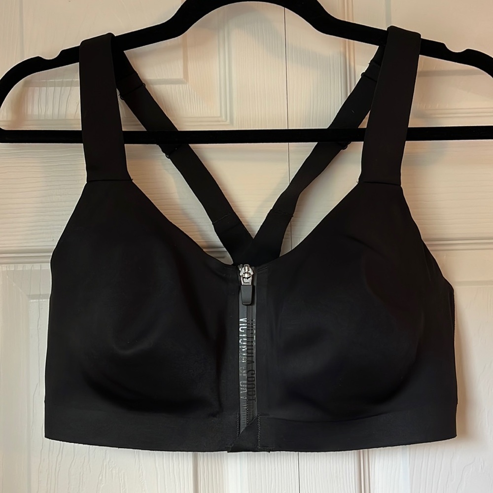 Black Victoria’s Secret Sports Bra
